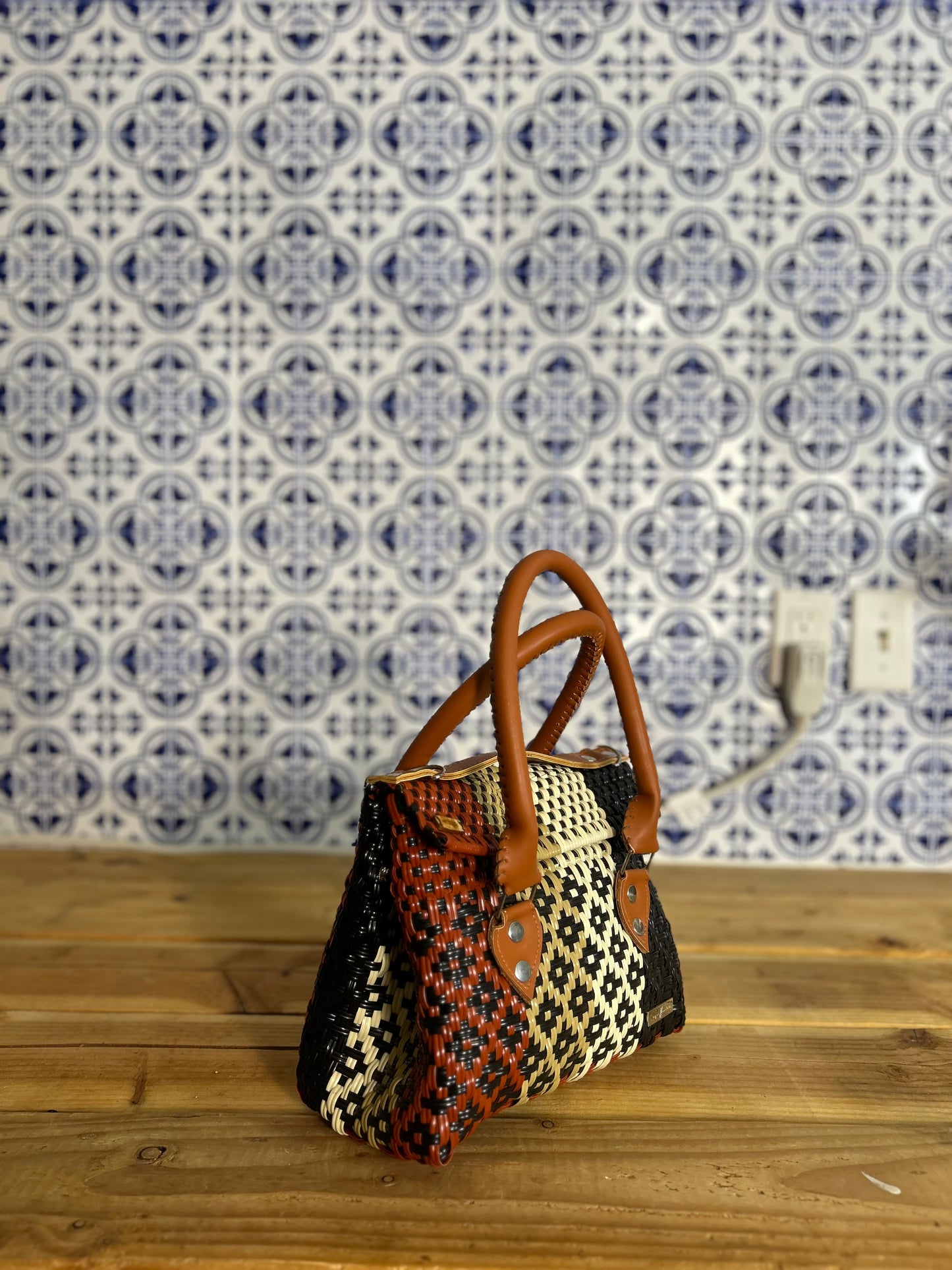 Chiquis Crossbody- 4 colors
