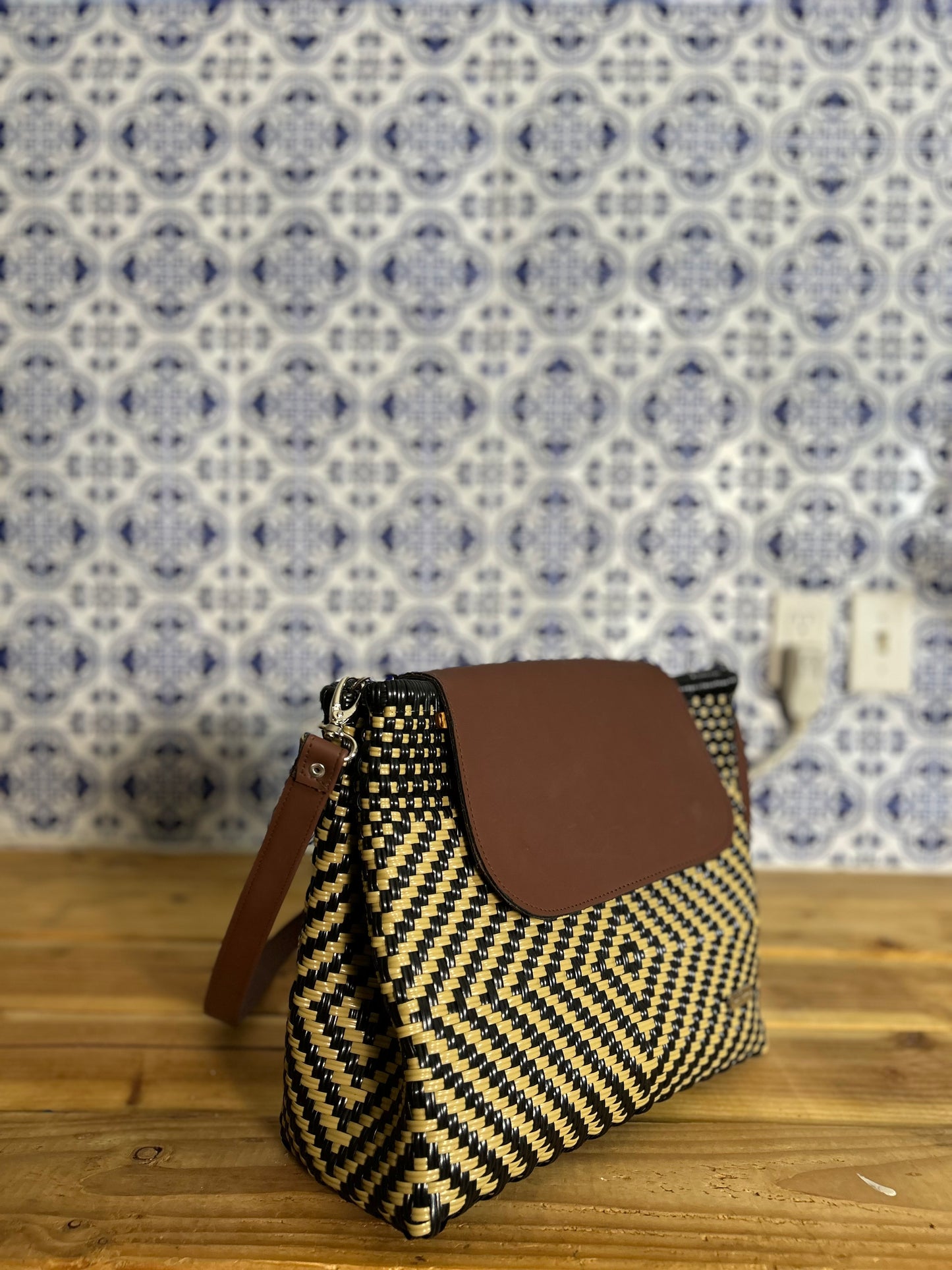 Petunia Crossbody