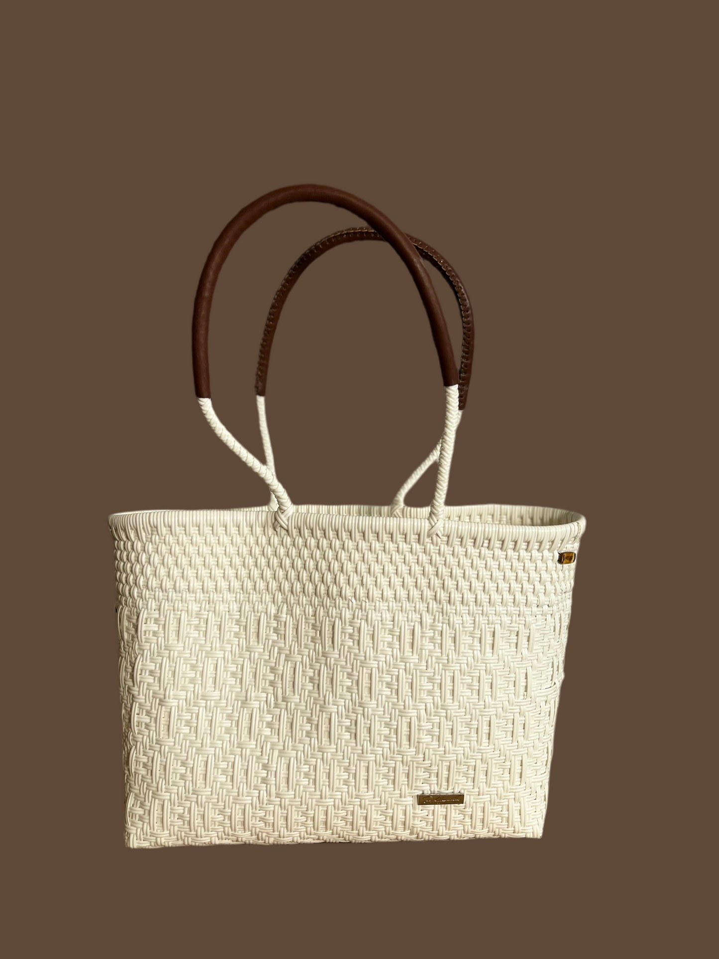 Chaparrita Medium- White